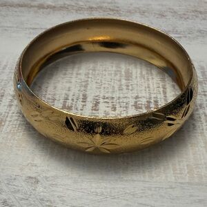 GG Collection Gold Floral Bracelet